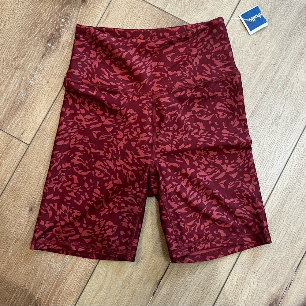 Balance Collection Womens Burgundy Athletic Biker Shorts‎ NEW Comfy